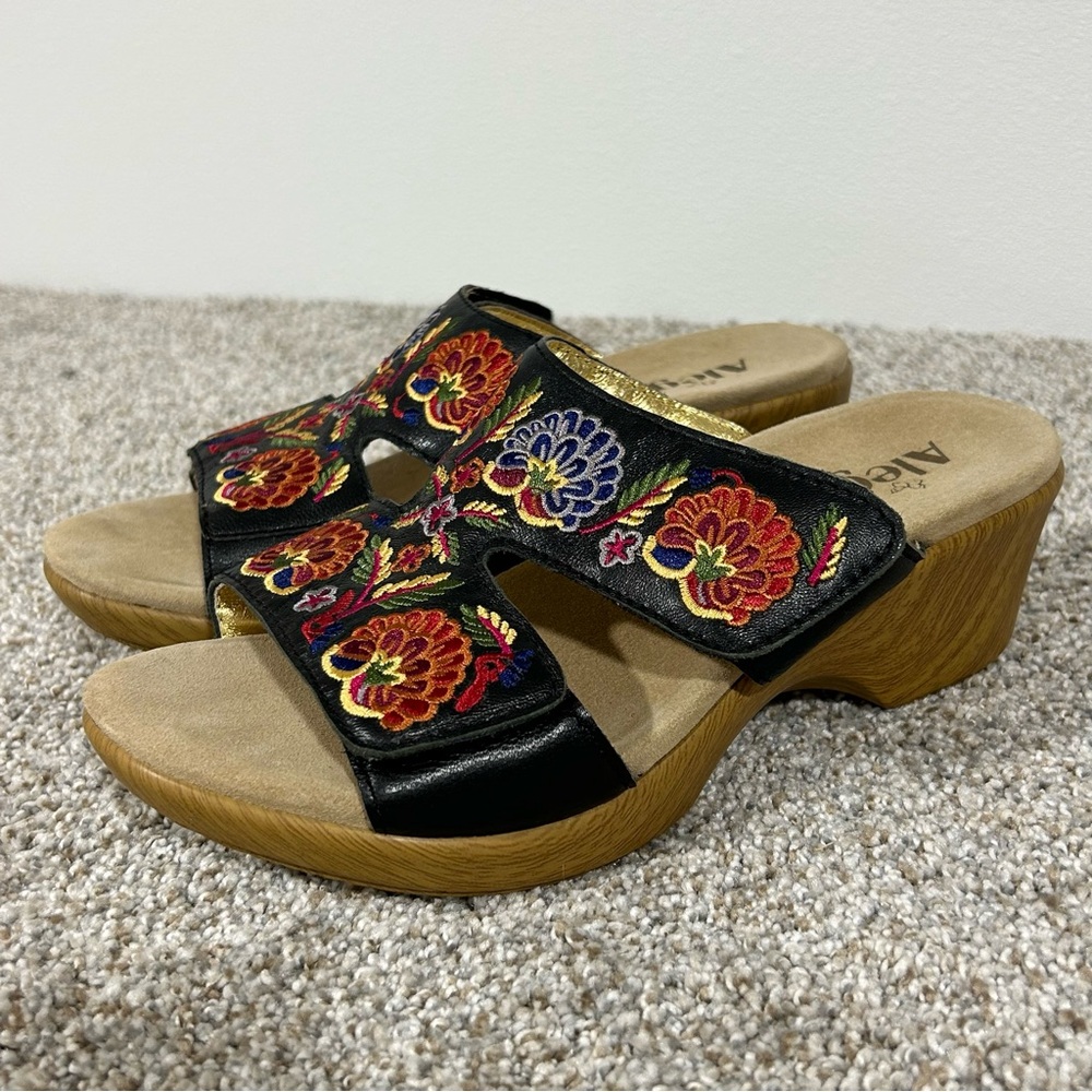 NEW Alegria PG Lite Linn Embroidered Black Floral Slip On Sandal Size 38 8 - 8.5